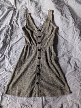 iZ Byer Sage Green V-Neck Mini Dress XS